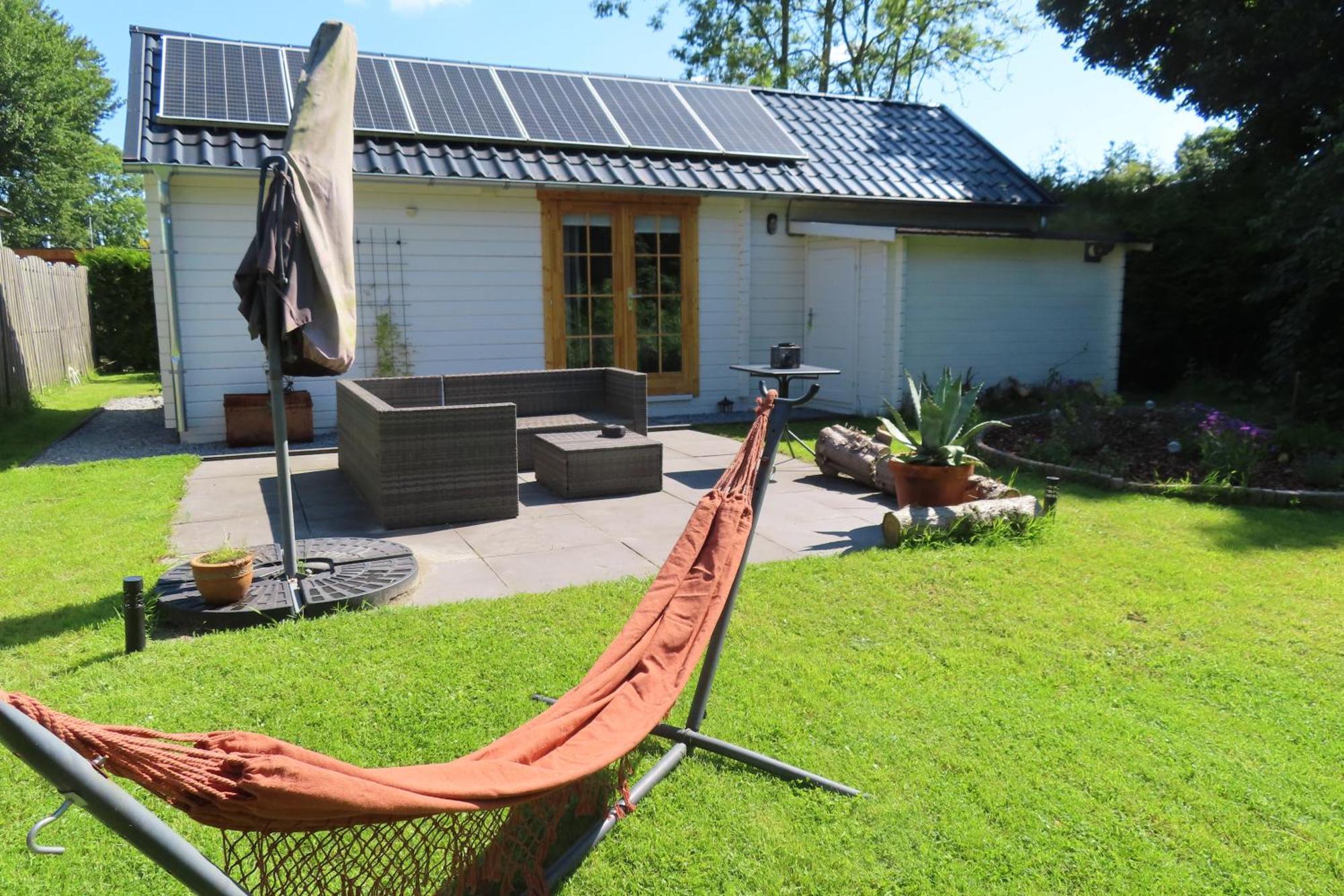 Tiny Botanic House Villa Tzummarum ภายนอก รูปภาพ